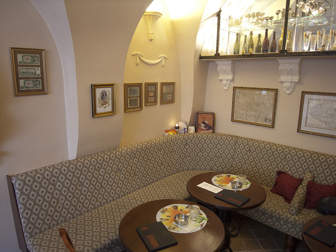 Cafe Kulíšek - stylová kavárna ve Znojmě